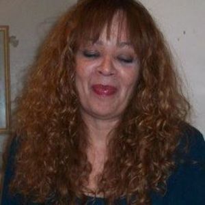 Meet your Posher, Delia